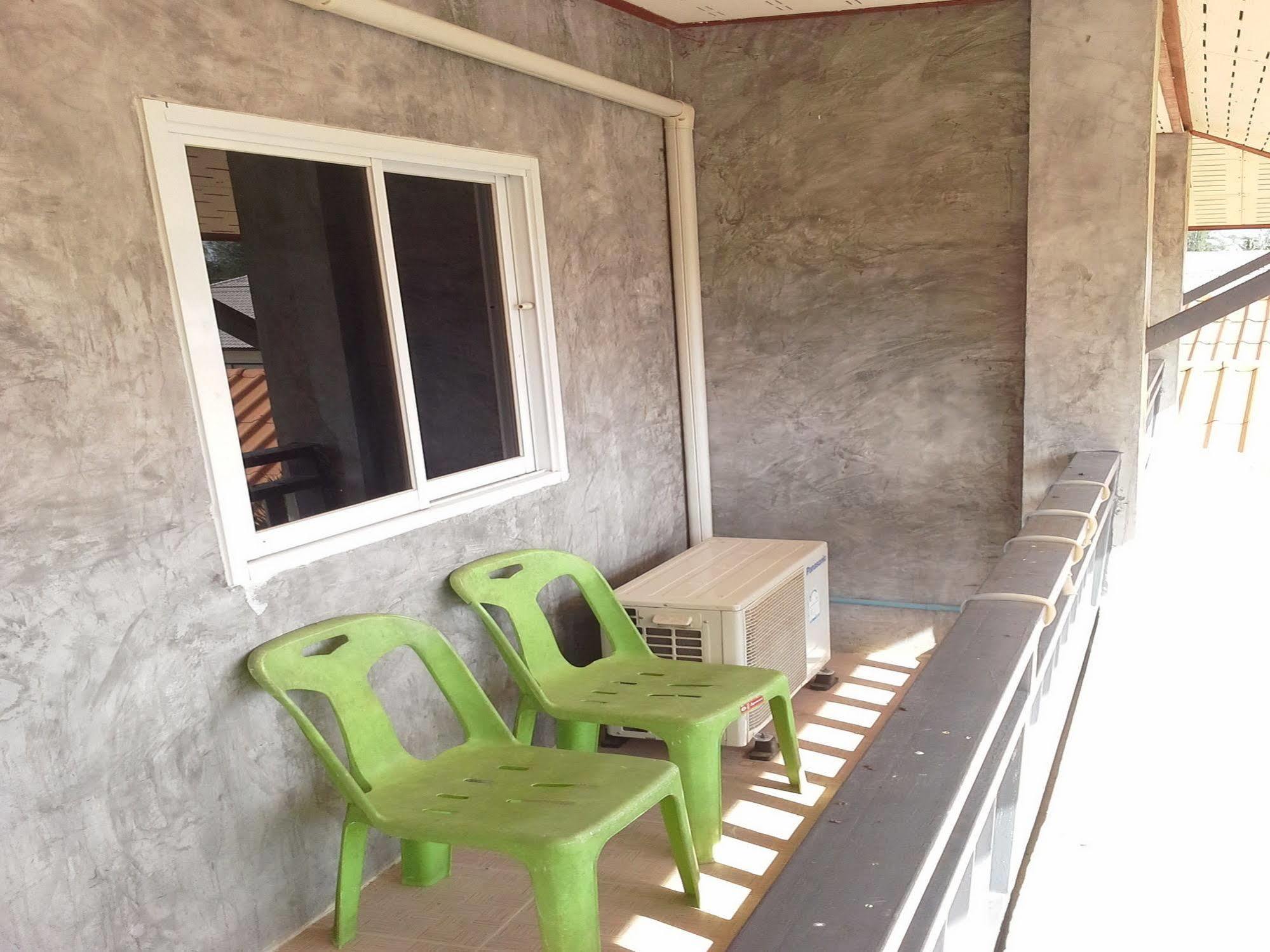 Oyo 609 Lanta Dream House Apartment Koh Lanta Exterior photo